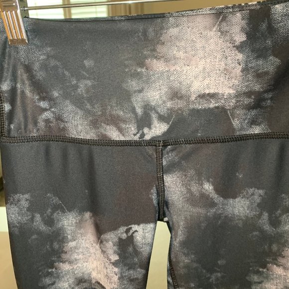 Tie Die Playground Leggins - Picture 4 of 5